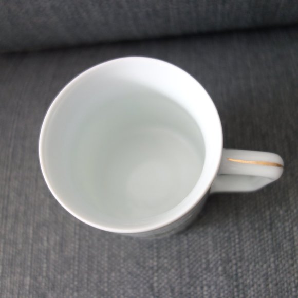 Ceramic Coffee Mug with Gold Trim - Picture 3 of 12